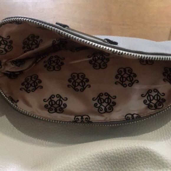 Jessica Simpson gray and cream crossbody handbag - Picture 6 of 16